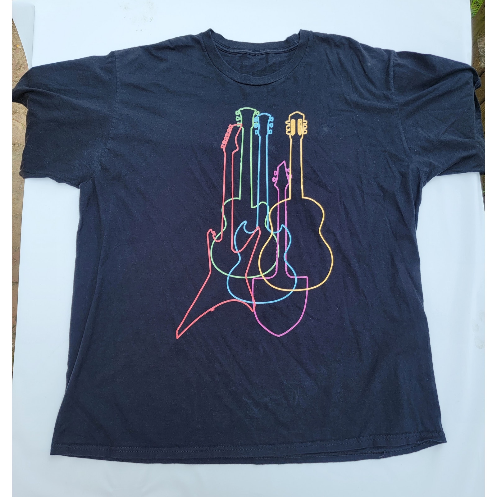 Colored Guitars Electric Acoustic Classical Music Lover TShirt Unisex Tee Sz Xl